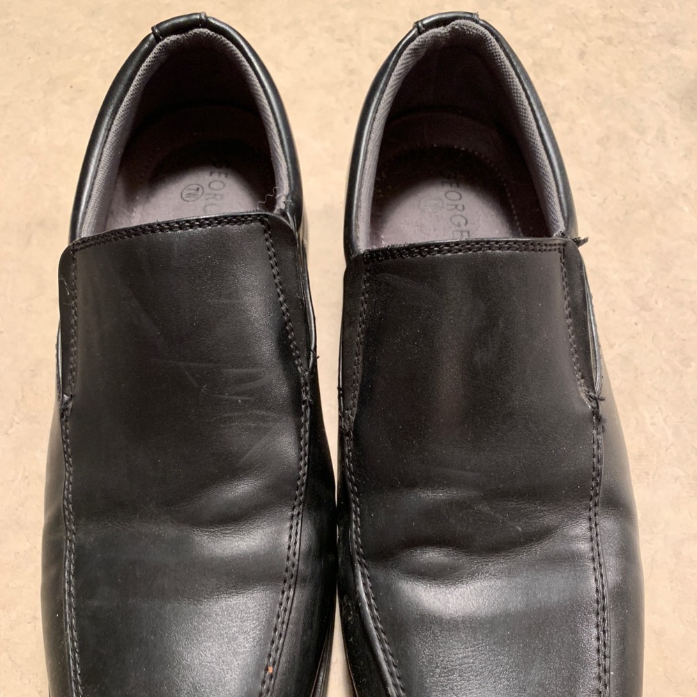 Dress Shoes , black . Men’s size 7
